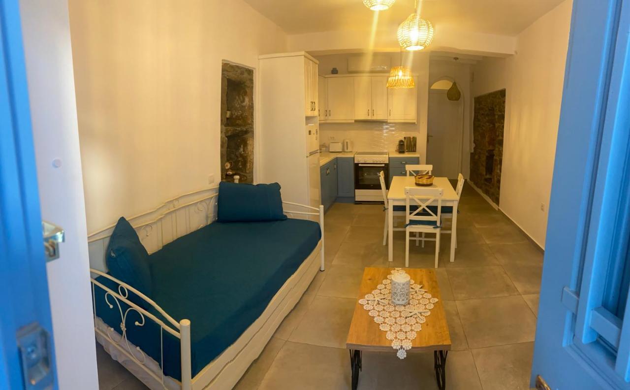 Bianco Blue Apartment Tinos Bagian luar foto