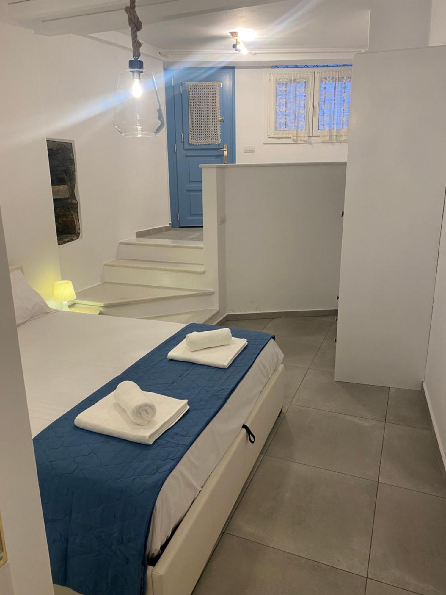 Bianco Blue Apartment Tinos Bagian luar foto